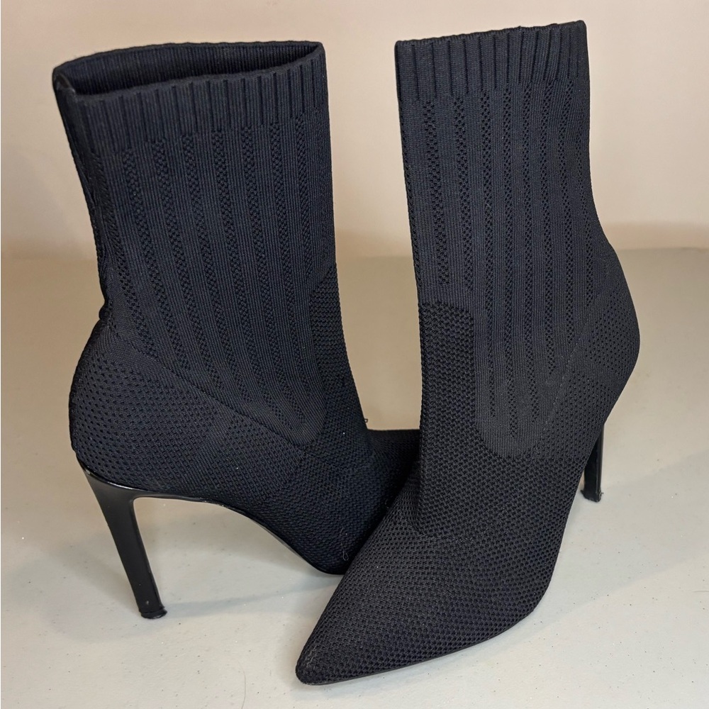 Steve Madden Black Knit Heeled Boots